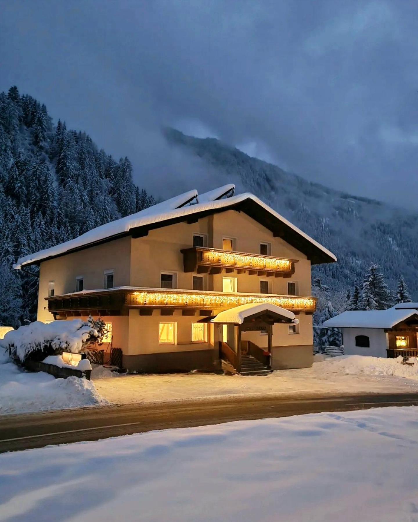 イェルツェンス Haus Marinus Bed & Breakfast エクステリア 写真