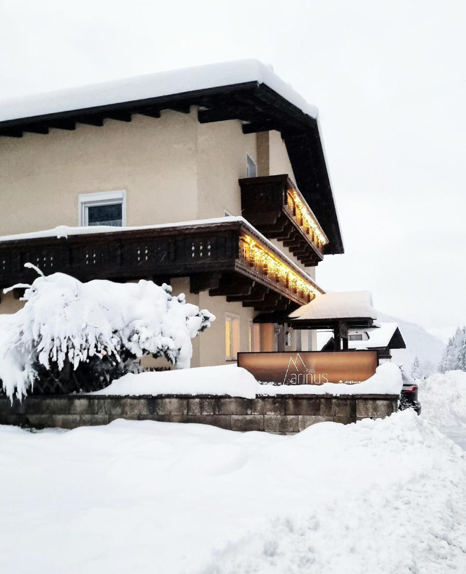 イェルツェンス Haus Marinus Bed & Breakfast エクステリア 写真